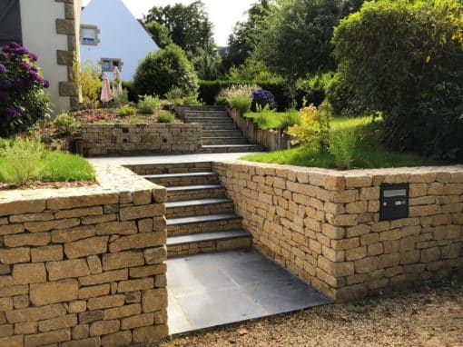 Escalier-dallage-pierres-sèches-capp-paysages-paysagiste-fouesnant