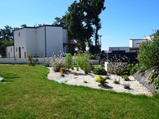 jardin-mediteraneen-terrasse-bois-capp-paysage