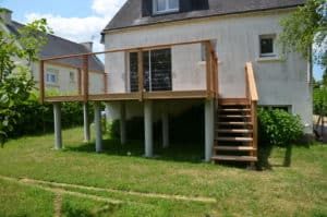 terrasse-bois-pilotis-douglas-garde-corps-saint-evarzec-capp-paysages