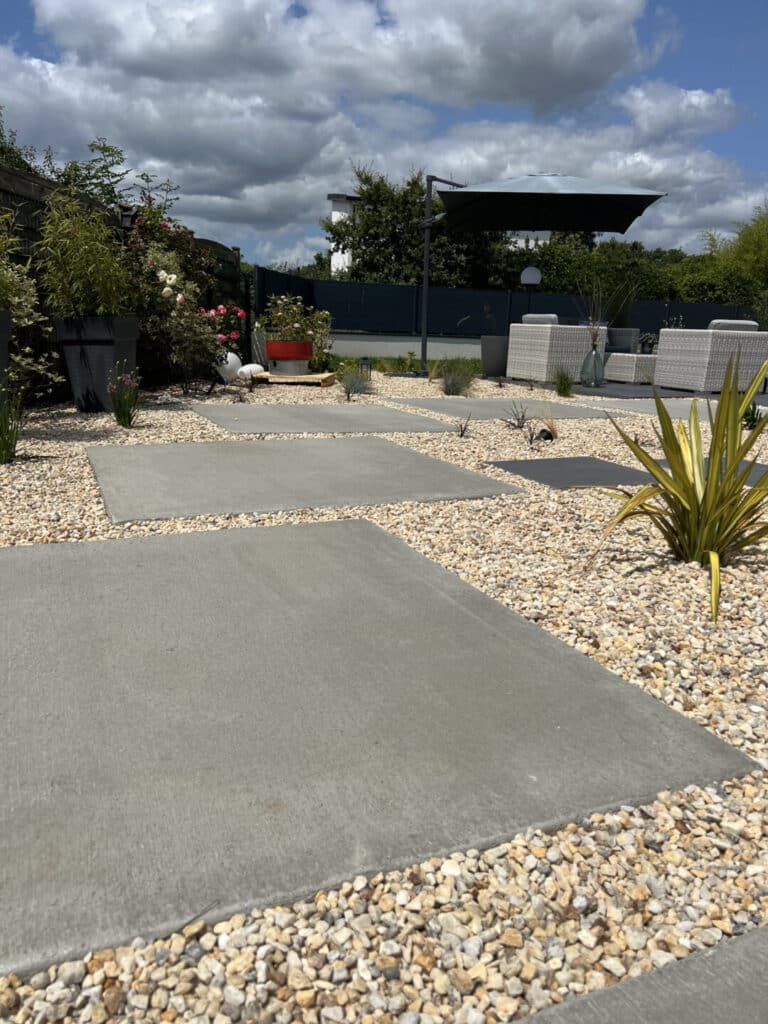 ALLEE beton balaye et gravillons fouesnant - Fouesnant Bénodet