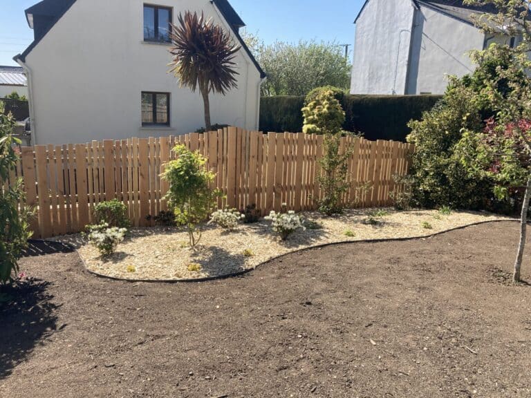 CLOTURE palissade bois lames verticales ajourees fouesnant - Fouesnant Bénodet