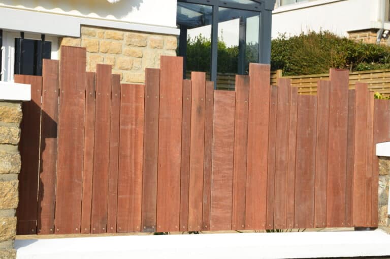 CLOTURE palissade bois lames verticales cumaru concarneau - Fouesnant Bénodet